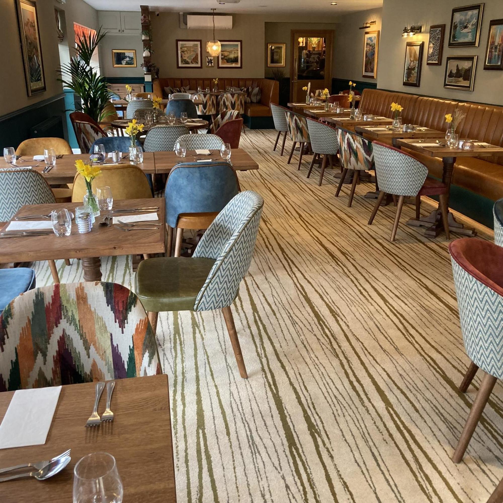 The Britannia Inn & Waves Restaurant St Austell Buitenkant foto