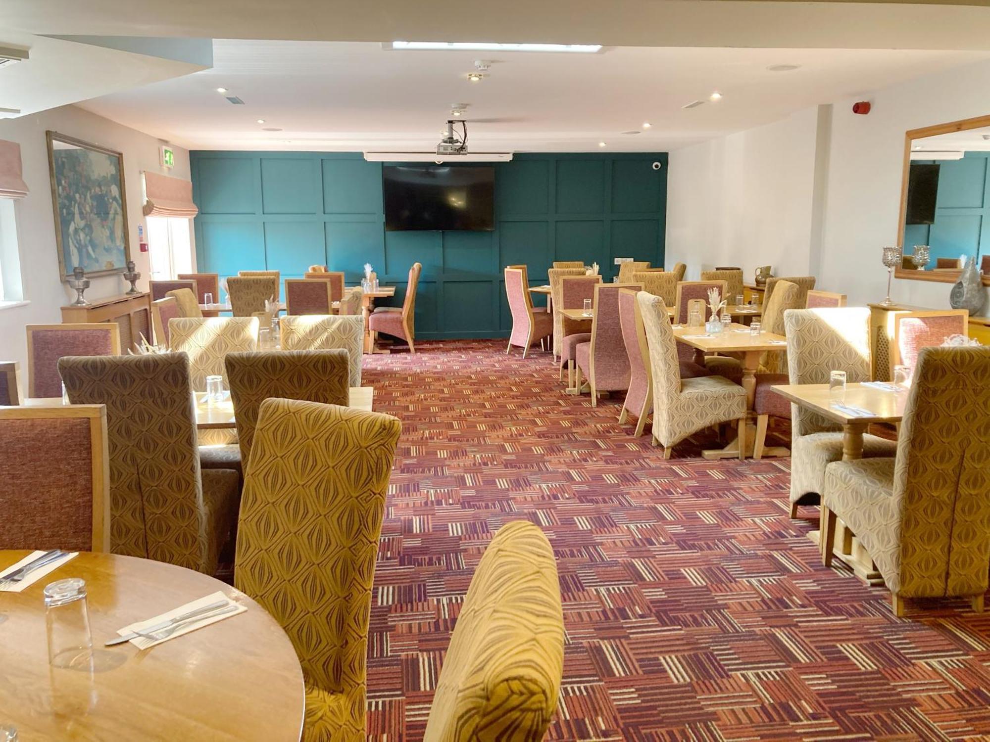 The Britannia Inn & Waves Restaurant St Austell Buitenkant foto