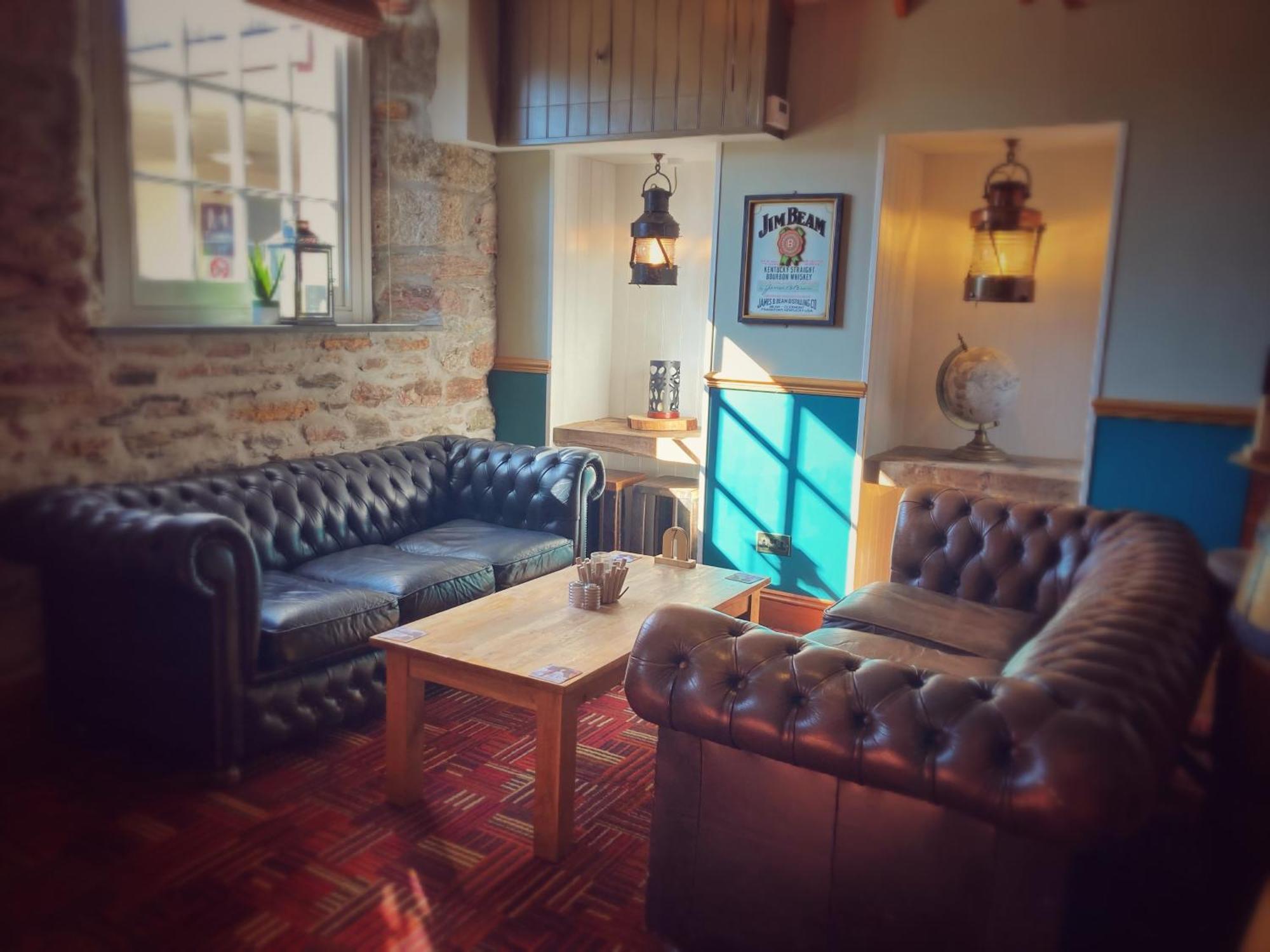 The Britannia Inn & Waves Restaurant St Austell Buitenkant foto